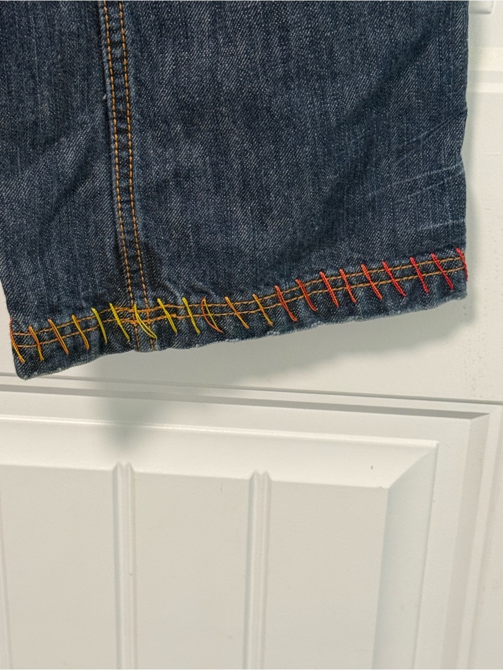 Y2K Antik Denim Floral Embroidered Flare Mid Rise Jeans - Picture 5 of 12